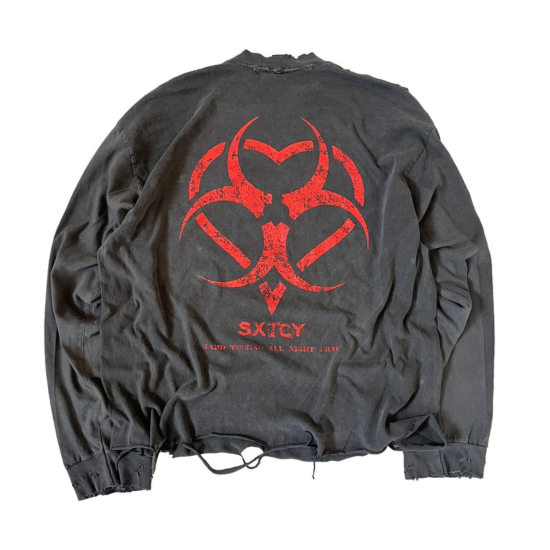 Destroyed SXTCY Armitage Long Sleeve – Hand-distressed heavyweight cotton long sleeve inspired by Armitage III and cyberpunk aesthetics. Premium anime streetwear featuring raw design, destroyed hem, and high-quality craftsmanship. Perfect for dark fantasy and dystopian fashion lovers, this unique anime long sleeve is ideal for cosplay, punk rock outfits, or everyday urban style. Comfortable, durable, and collectible anime merchandise, perfect for fans of cyberpunk anime and post-apocalyptic aesthetics. 