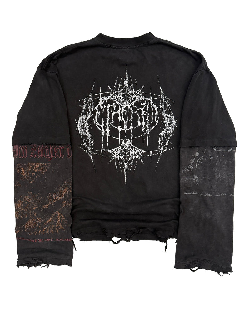 Berserk FEEDING GROUND Long Sleeve – Hand-distressed heavyweight cotton long sleeve with CUT N SEW design, reversed graphic sleeve, and faded black aesthetic. Inspired by Berserk’s dark fantasy world, perfect for anime streetwear