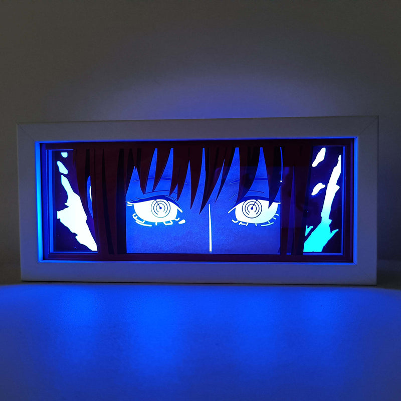 hainsaw Man anime light box with 3D paper carving and LED RGB lights, featuring Denji and Pochita. This custom handmade light box brings the intense action of Chainsaw Man to life with remote-controlled colors. Perfect for adding a gritty, rebellious touch to your bedroom, desk, or anime-themed decor