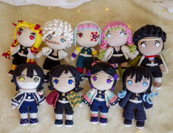 Handmade Demon Slayer crochet dolls featuring your favorite characters like Tanjiro Kamado, Nezuko Kamado, Zenitsu Agatsuma, and Inosuke Hashibira. Perfect anime-inspired gifts for fans and collectors, these intricately detailed dolls make an ideal present for birthdays, holidays, or any special occasion. Crafted with care, these 10–12 inch (25–30 cm) soft plush dolls are perfect for display, cuddling, or adding to your anime merchandise collection. A must-have for Demon Slayer enthusiasts.